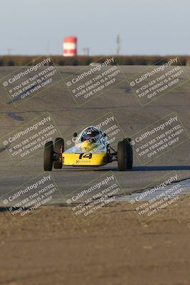 media/Nov-16-2024-CalClub SCCA (Sat) [[641f3b2761]]/Group 5/Race (Outside Grapevine)/